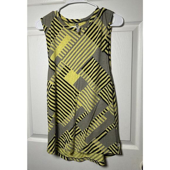 Fabletics‎ Reyna Geometric True Muscle Tank Size S Yellow Black - Picture 2 of 5